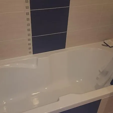 Smeraldo Wellness Apartman Apartmán *