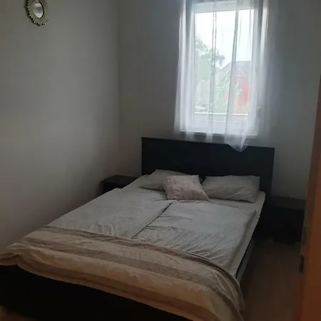 Smeraldo Wellness Apartman Apartmán *